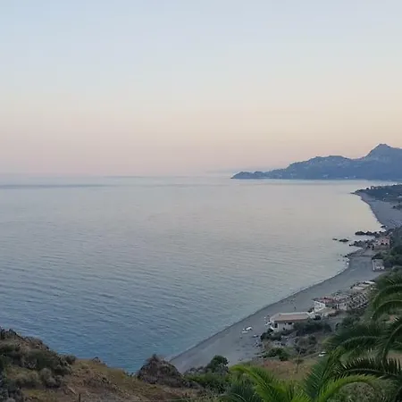 La Grotta *