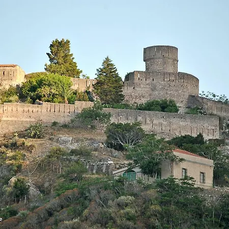 La Grotta * Furci Siculo